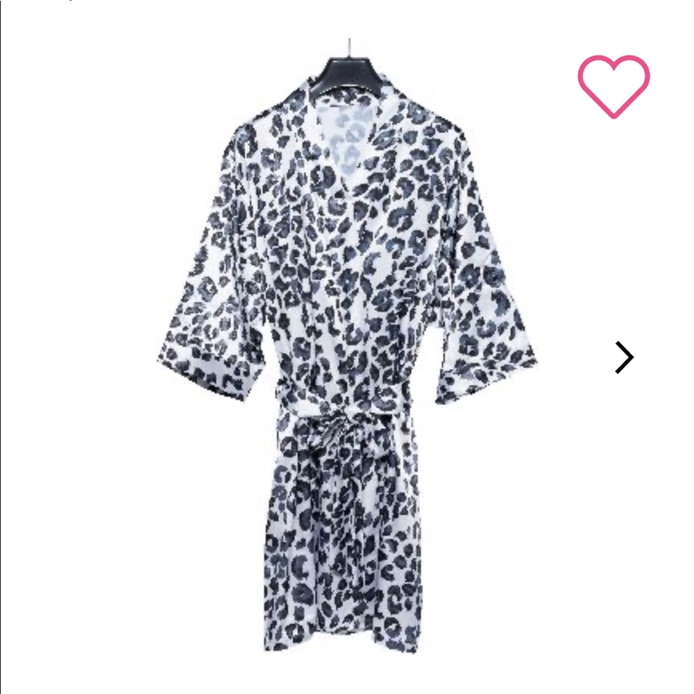 Hallmart Collectibles Satin Robe